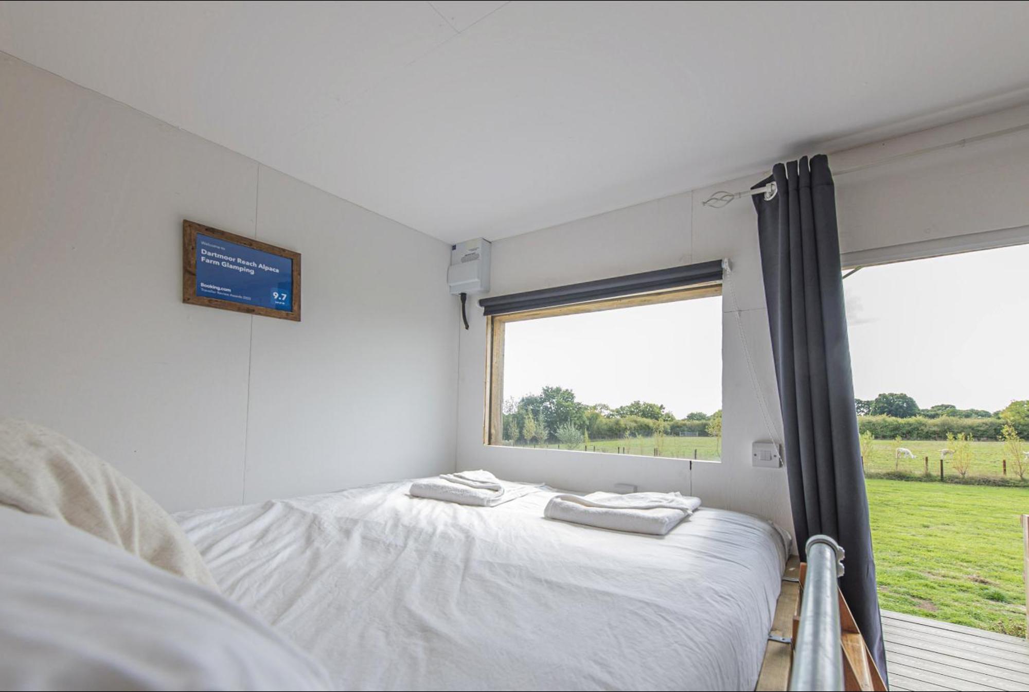 Dartmoor Reach Alpaca Farm Heated Cabins 5 Mins Drive To Dartmoor Bovey Tracey Phòng bức ảnh